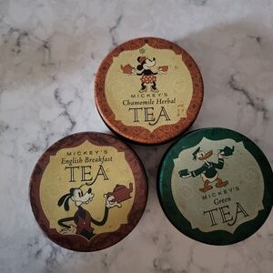 Disney Tea Tin Set. Goofy, Donald and Minnie